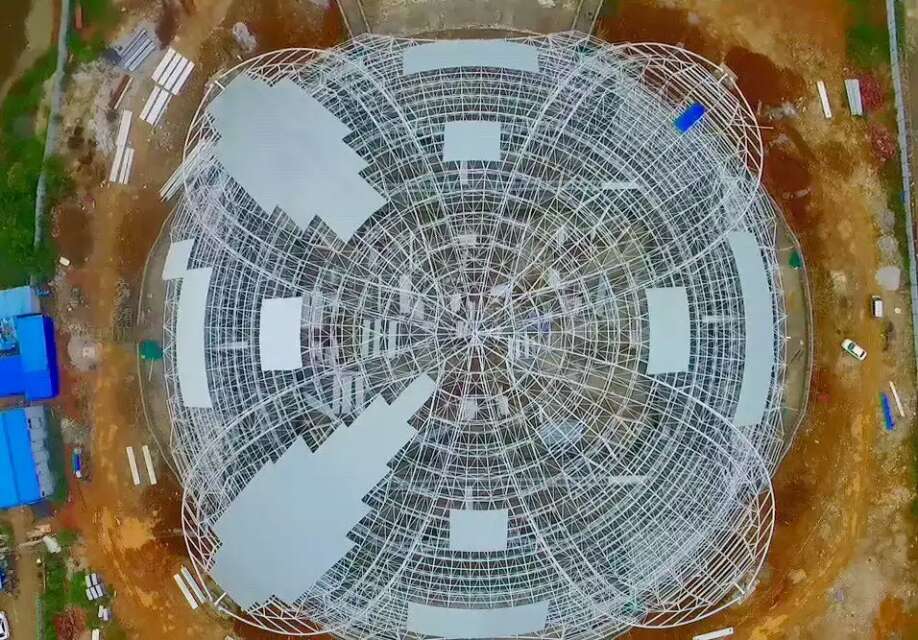 海伦体育馆网架
